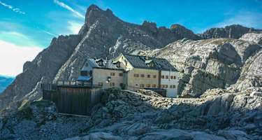 Das Riemannhaus, Zwischenstation am Weg zum Kärlingerhaus von Maria Alm.