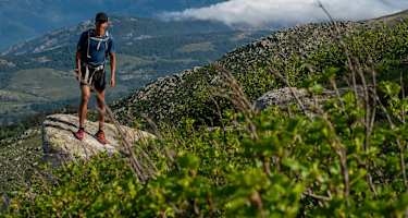 Unterhalb des Monte Incudine sieht man weit in Norden der Insel.