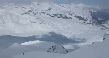 Der oberste Teil der Abfahrt, dann gehts nach rechts hinunter Richtung Cadval und Bivio