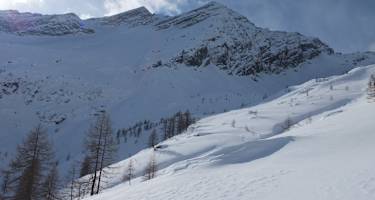 Das kupierte Gelände zur Bocca de Rogna