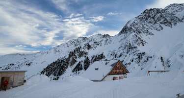 Die Potsdamer Hütte im Fotschertal