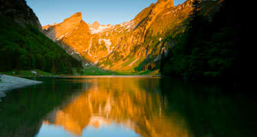 Der Seealpsee im Abendlicht