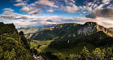 Blick hinuter auf den Thorau Alm