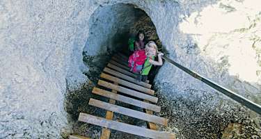 Aufregend: In den steilen Treppen des Thomas-Eder-Steigs.