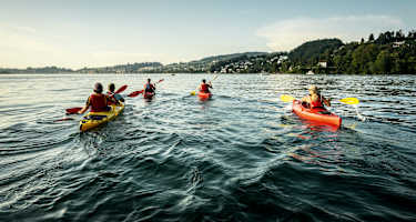 Mit den Kajaks am Vierwaldstättersee.