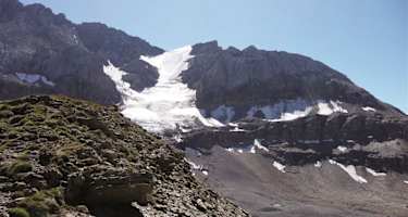 Das Nordcouloir führt direkt zum Gipfel des Wildstrubel.