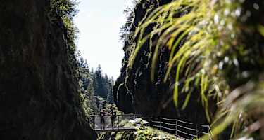 Die Tiefenbachklamm - Naturschauspiel auf der Bergzeit Alpenüberquerung