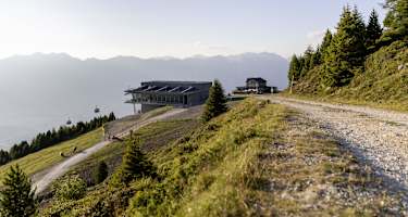 Blick auf "Das Kofel" und das Patscherkofel Schutzhaus