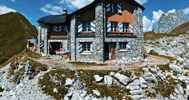 Die Carschinahütte im Rätikon