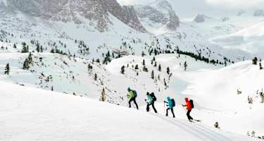 Mit Schneeschuhen über das Dachsteinmassiv
