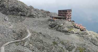 Die neue Stettiner Hütte am Meraner Höhenweg