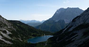 Blick zum Seebensee und zur Zugspitze