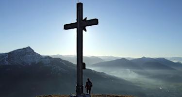 Am Gipfel des Baumooskogels