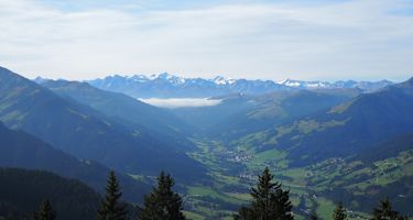 Blick bis zu den 3000ern der Hohen Tauern