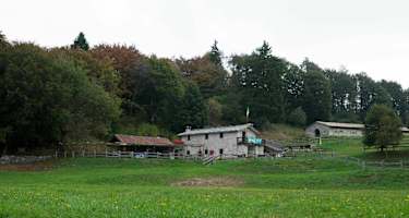 Lago di Cei bei Rovereto im Trentino
