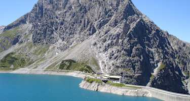 Lünersee mit Douglass Hütte