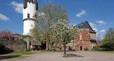 Schloss Steinheim und das Heimatmuseum