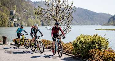 Teil der Etappen führen entlang der Donau