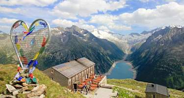 Olpererhütte mit Herz