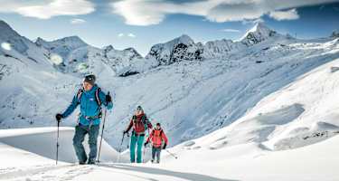 Anstieg zum Tristkogel - im Hintergrund die Lifte des Skigebietes Kitzsteinhorn