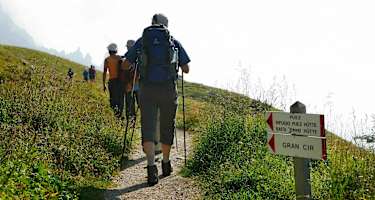 Vom Grödner Joch zur Puezhütte