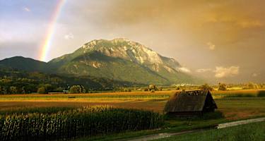 Dobratsch mit Regenbogen