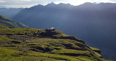 Die Schwarzenberghütte in schöner Aussichtslage