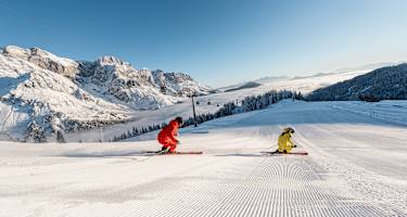 Die Königstour führt über 6 Gipfel, 36 Pistenkilometer und 7.500 Höhenmeter durch die Skiregion Hochkönig.