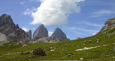 Letzter Blick zur Drei-Zinnen-Hütte zurück