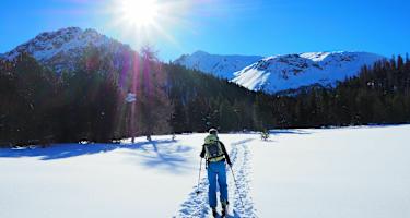 Vom Parkplatz Richtung Süden mit Blick zum Piz Daint