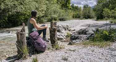 Rast am Fluss - Weg der Achtsamkeit