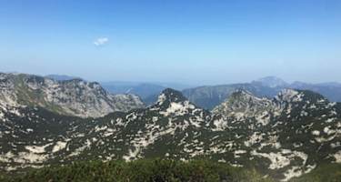 Der Blick reicht bis zum Traunstein