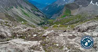 Links auf halber Höhe: Das Württemberger Haus in den Lechtaler Alpen.