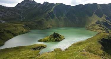 Der Schrecksee liegt im Naturschutzgebiet Allgäuer Hochalpen.
