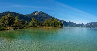 Blick auf das Zwölferhorn am Wolfgangsee