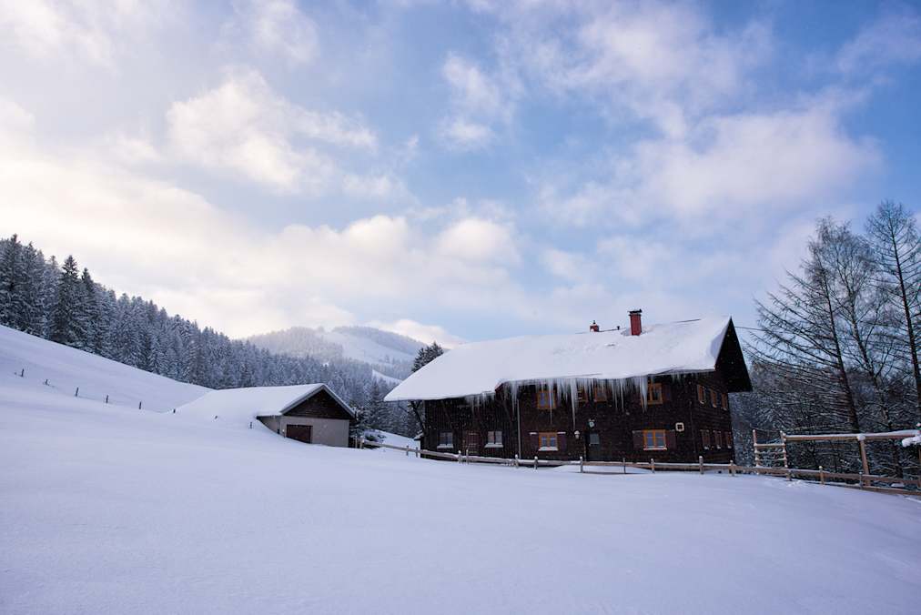 Das Ravensburger Haus steht in den Allgäuer Alpen in Bayern unterhalb der Imbergalpe und der Waltnersalpe.