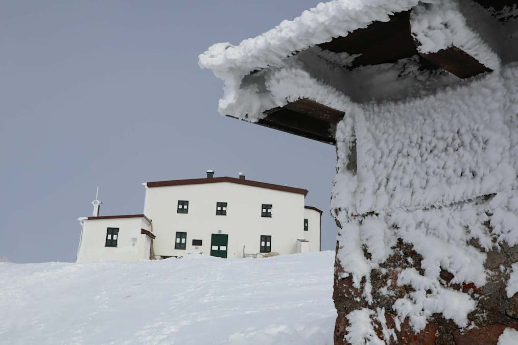 Im Winter ist das Schutzhaus geschlossen