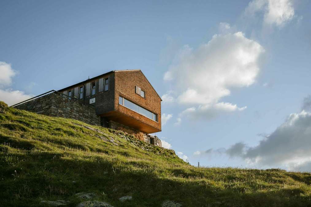 Die Olperer Hütte mit dem tollen Panoramafenster.