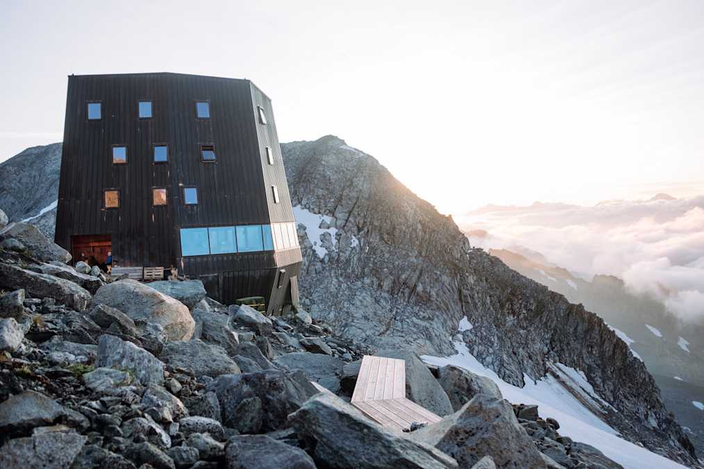 Die Schwarzensteinhütte