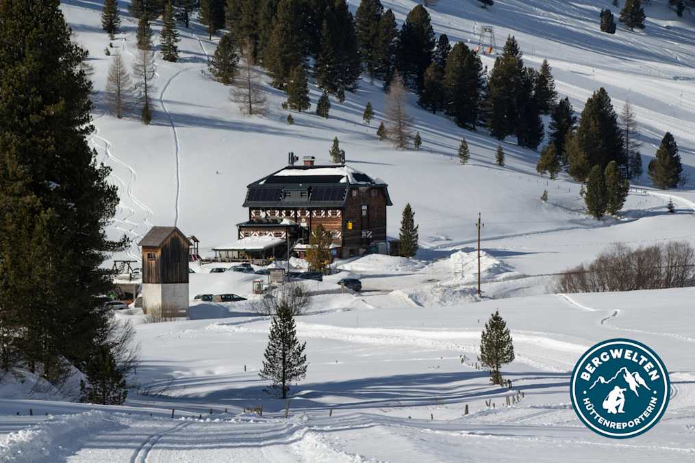 Die Dr. Josef-Mehrl-Hütte im Winter