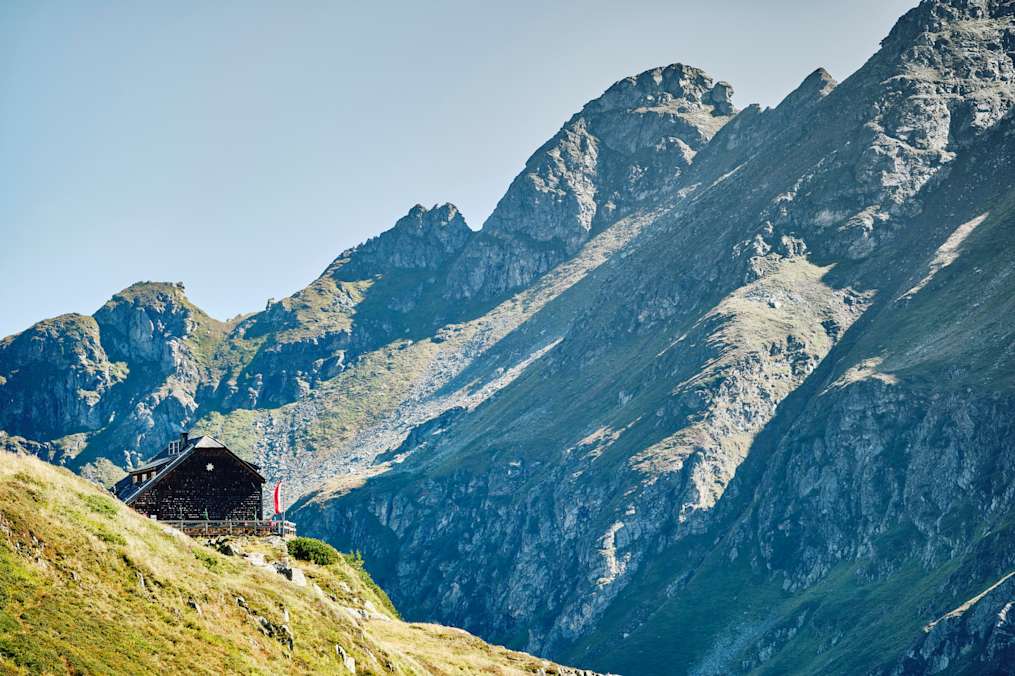 Die Ignaz-Mattis-Hütte liegt in den Schladminger Tauern.
