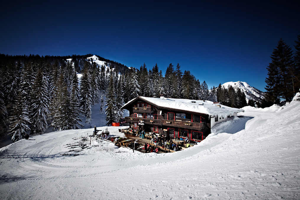 Ansicht Spielberghaus im Winter