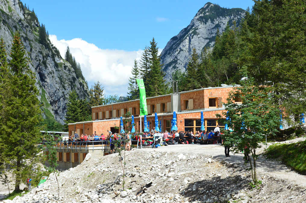 Höllentalangerhütte