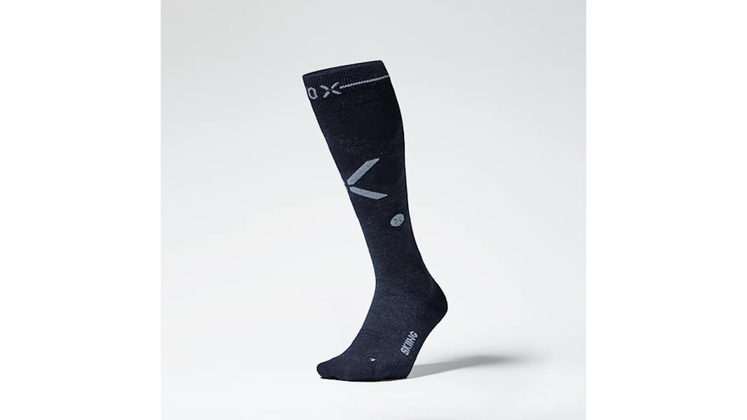 Die STOX Merino Skiing Socks in der Farbe Marineblau / Weiß.
