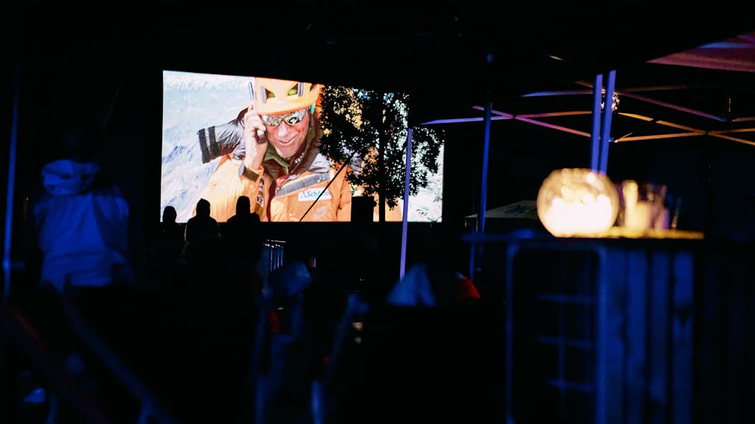 Schöffel, Oben angekommen, Film, Ralf Dujmovits, Alpinist, Höhenbergsteiger