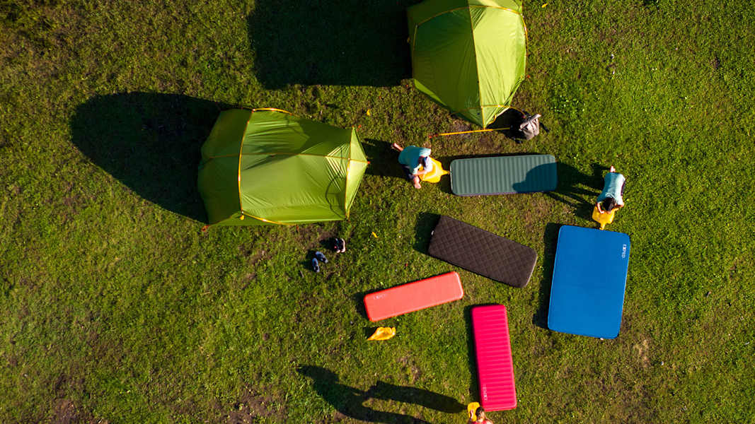 Exped MegaMat beim Campen im Freien