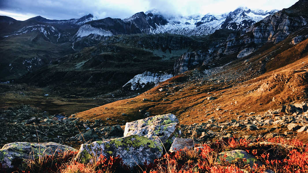 Alpenüberquerung: Bergwelt des Schweizer Tessins