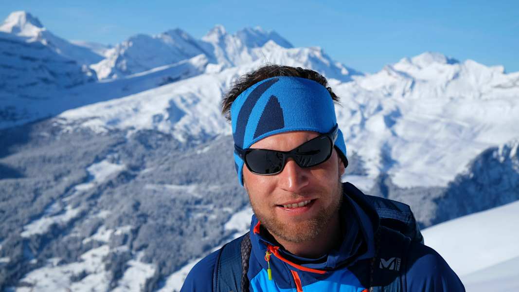 Bergführer Patrick Muhmenthaler auf Skitour in den Berner Alpen bei Grindelwald