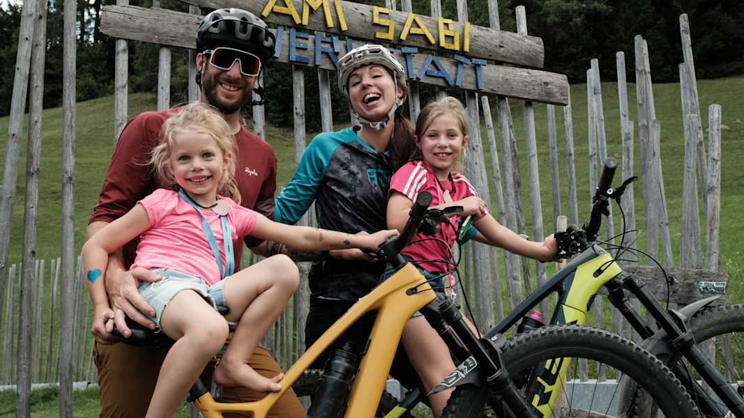 Happy faces: In Laax fanden alle vier Mitglieder der Familie Seitter ihr ganz persönliches Urlaubsglück.