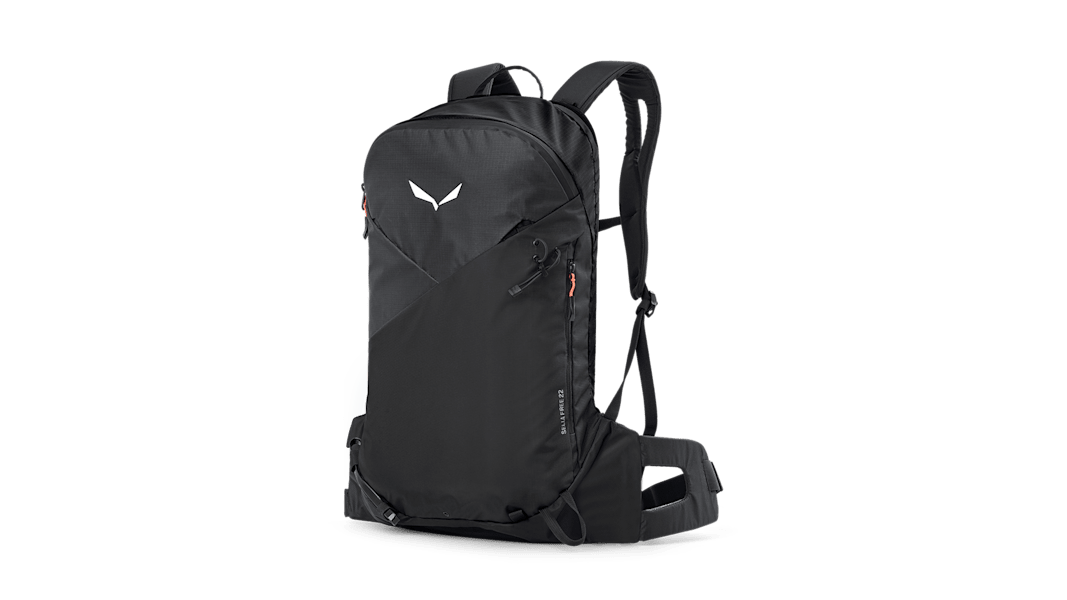 Im Rucksack der „Sella Free“-Kollektion ist alles griffbereit verstaut, was du für deine Skitour benötigst.